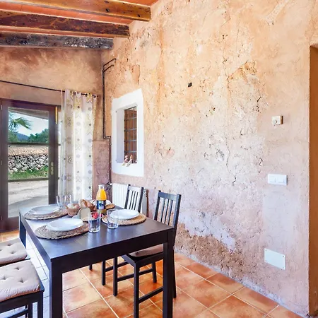 Casa Antigua *