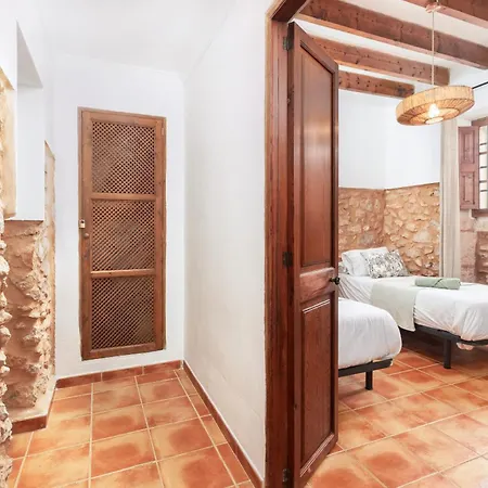 Casa Antigua *